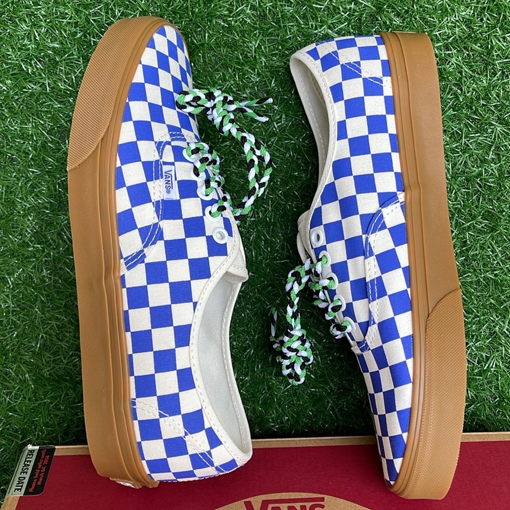 Vans WMNS Authentic
Checkerboard Blue/White
VN0009PVY6Z
Sneakers - Picture 10 of 16